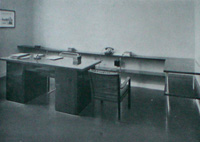 Studio con telefono (Casabella, marzo 1933)
